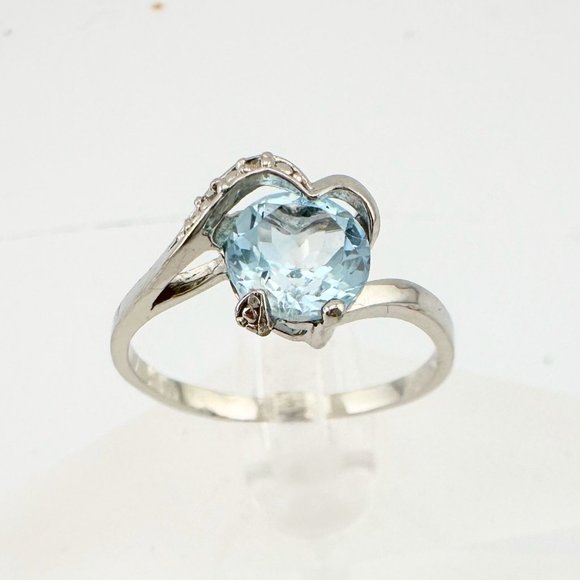 Beautiful Heart Shape Natural Blue Topaz and Diamond Ring Size 8.25 - Picture 1 of 15